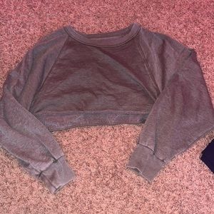 Aero crop crewneck